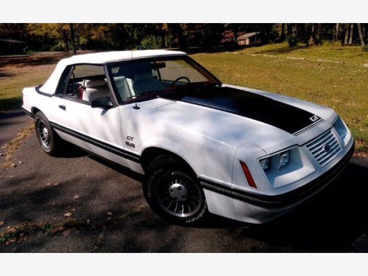 Thumbnail Photo undefined for 1984 Ford Mustang GT Convertible